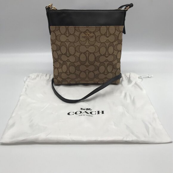Coach Signature Canvas North South Swingpack 52576 - Picture 10 of 11